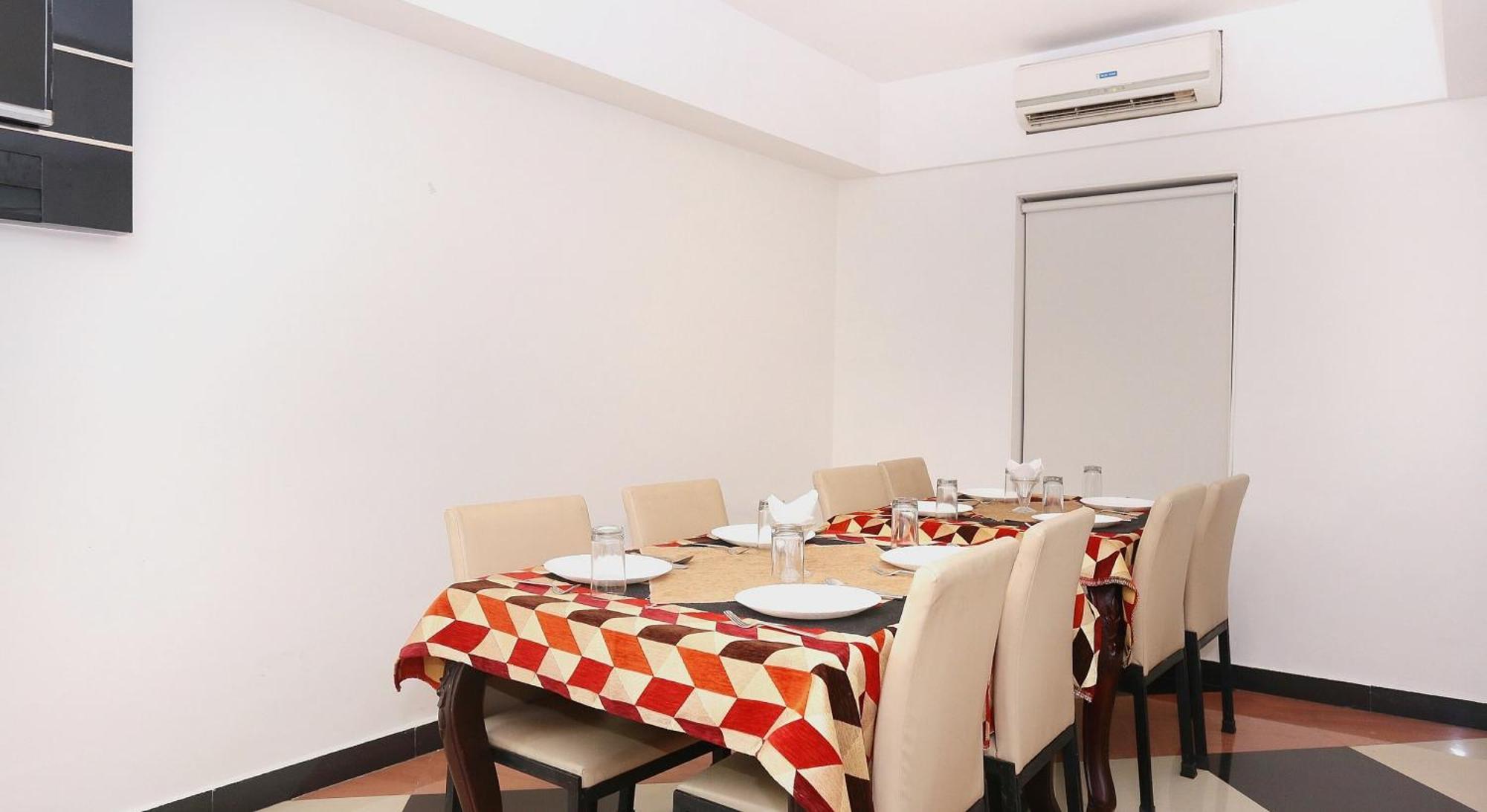 Super Townhouse Dona Castle Hotel Kollam Eksteriør billede