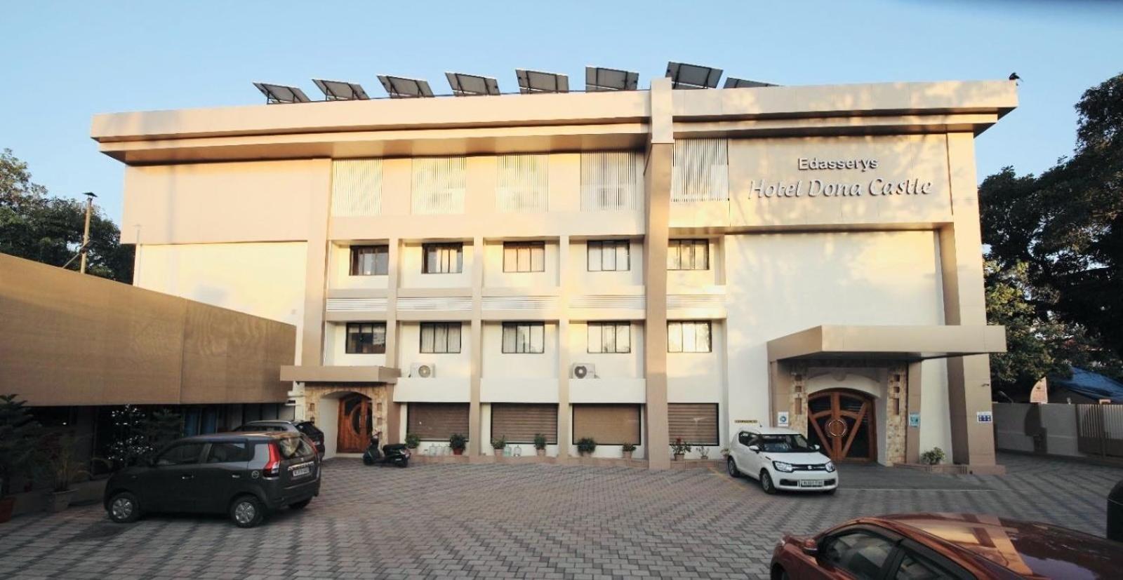 Super Townhouse Dona Castle Hotel Kollam Eksteriør billede